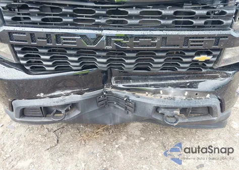 2021 Chevrolet Silverado 1500 4Wd Double Cab Standard Bed Custom z USA, uszkodzony, nr VIN 1GCRYBEF4MZ449904